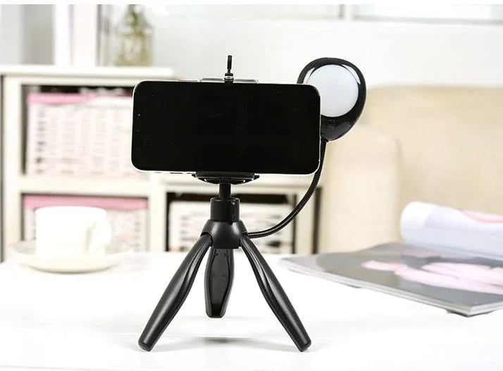 Live Stream/Selfie Mini Tripod and Ring Light for Smartphones - Windgat