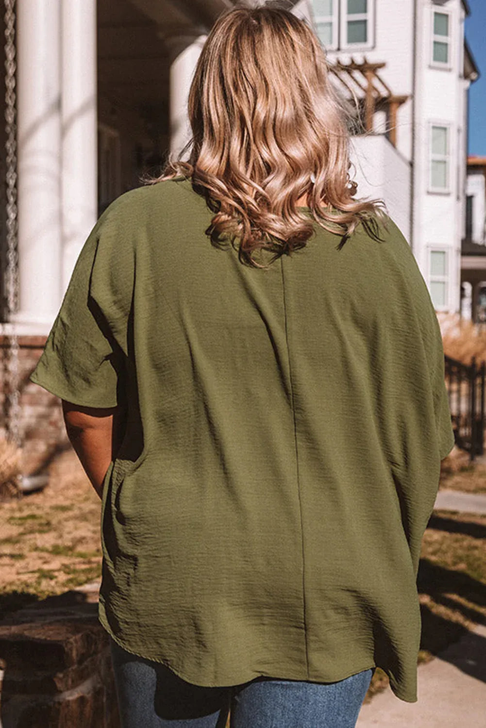 Four Leaf Clover Textured Half Sleeve V Neck Plus Size T Shirt with Chest Pocket - Windgat