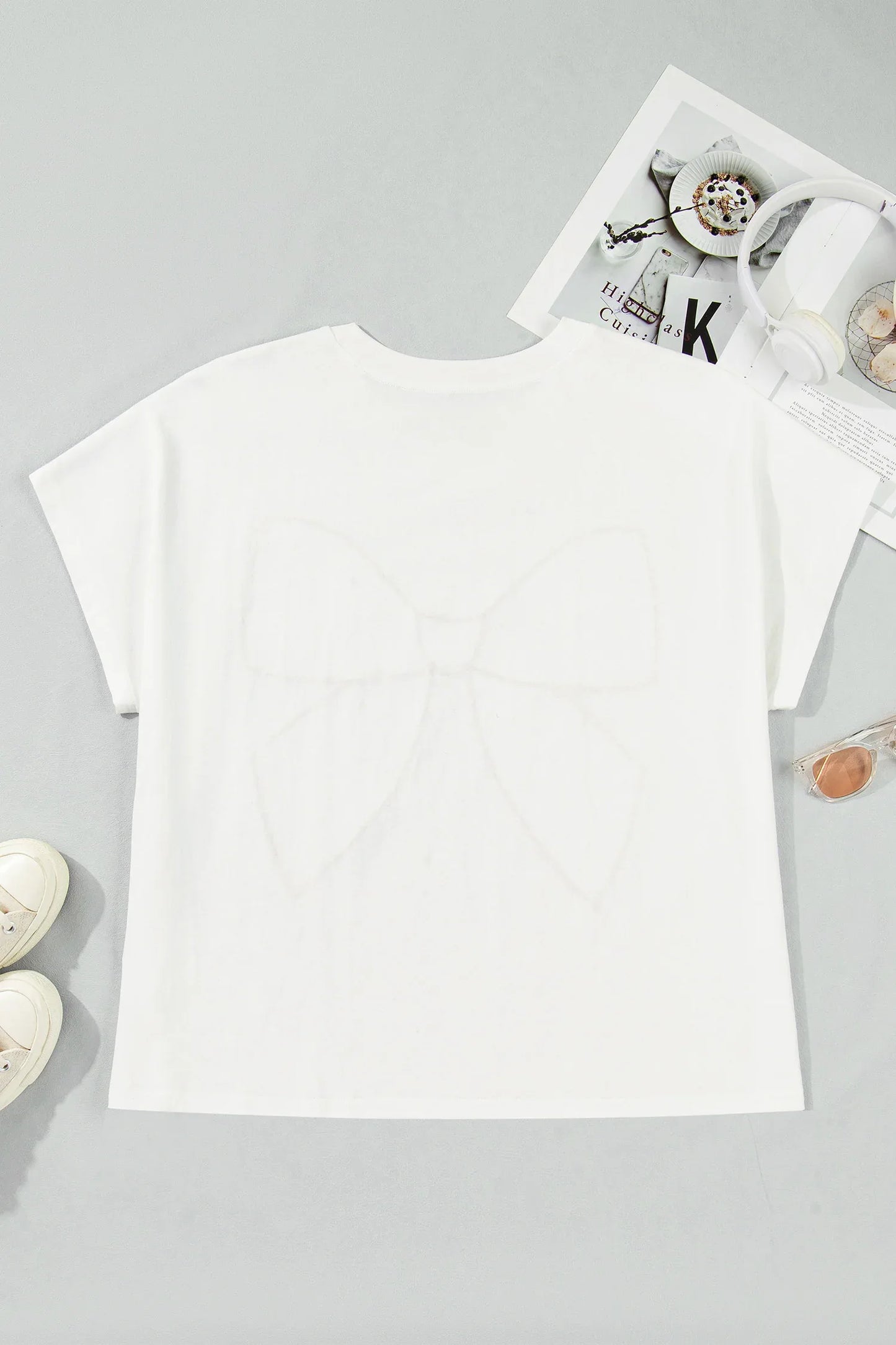White Plus Size Leopard Bow Embroidered Patch Casual T Shirt - Windgat