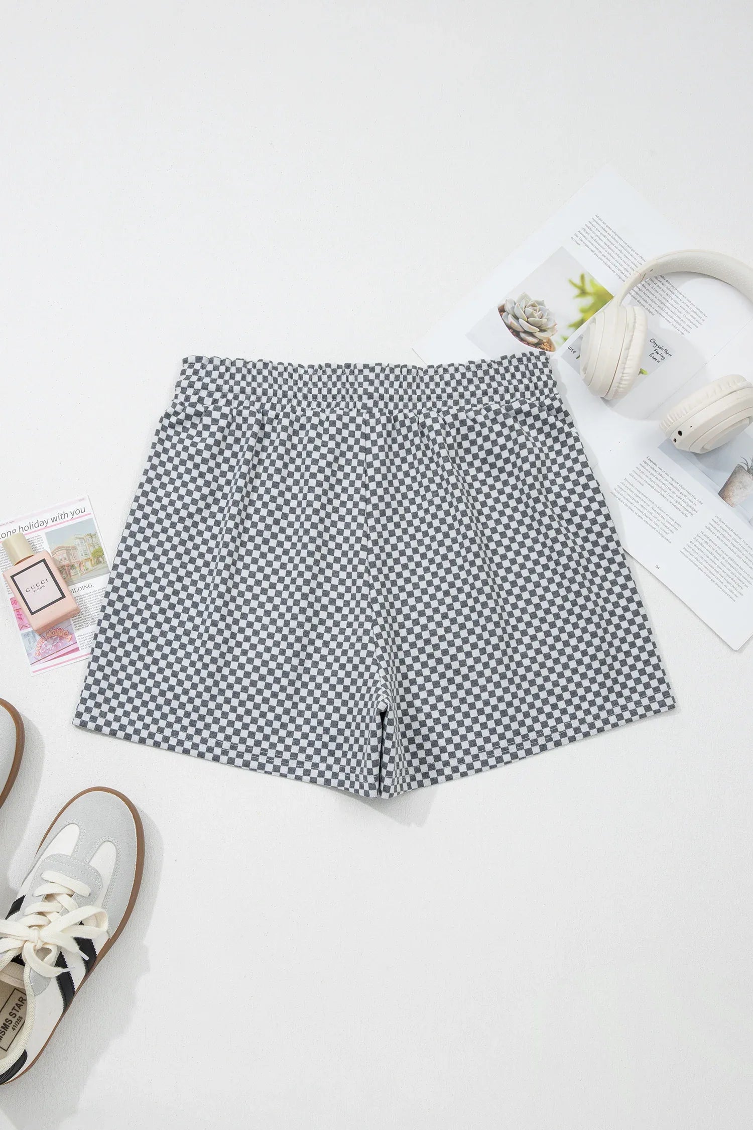 Gray Checkerboard Print Drawstring Elastic Waist Pocketed Shorts - Windgat