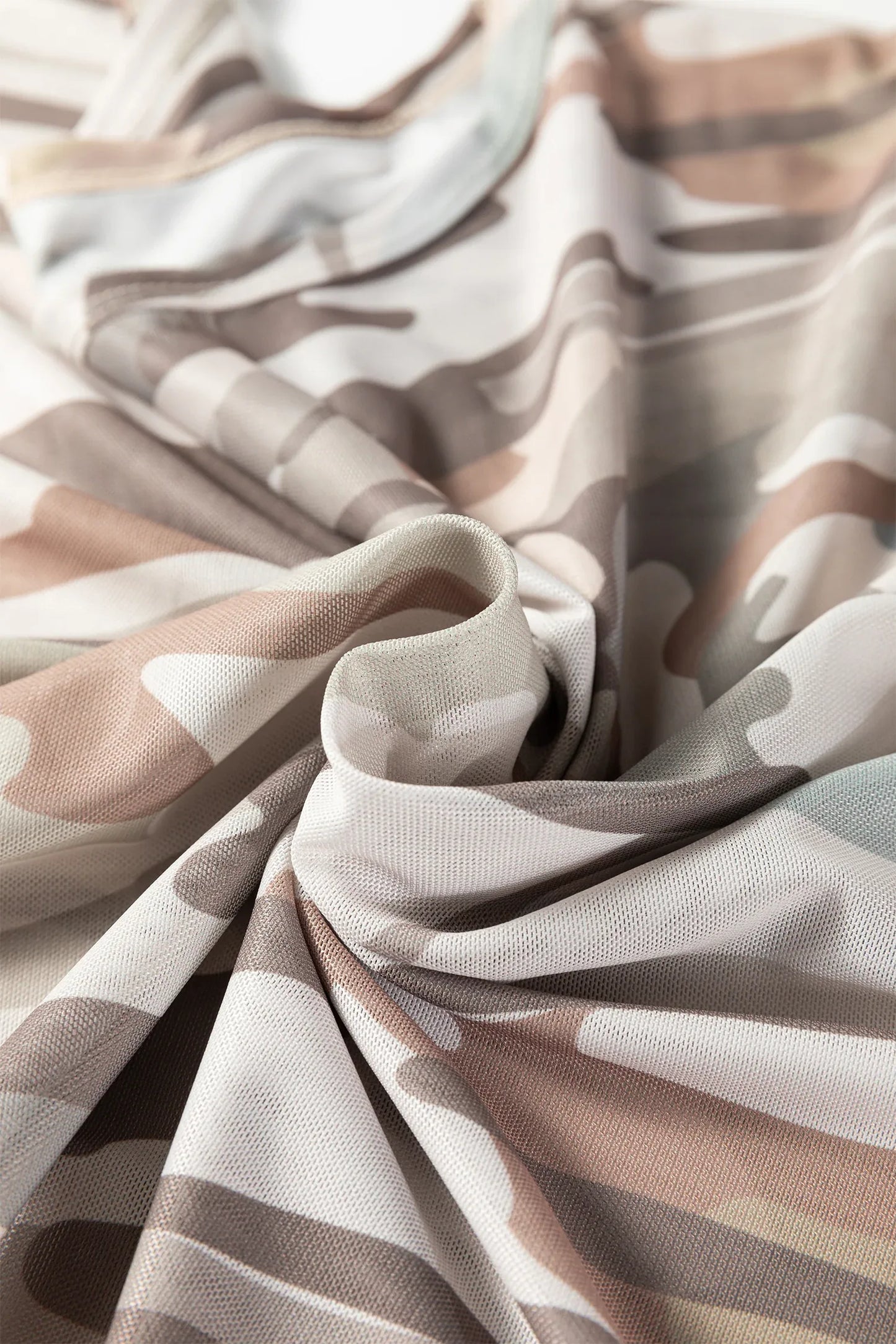 Green Plus Size Western Camo Print Mesh Long Sleeve Top - Windgat