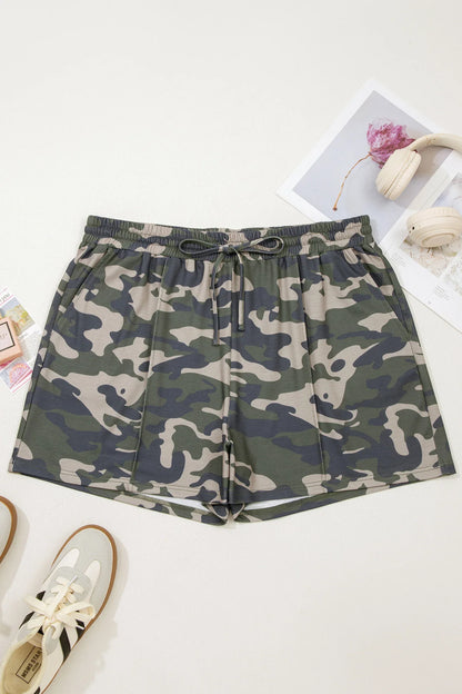 Green Tie Elastic Waist Pocketed Plus Size Camo Shorts - Windgat