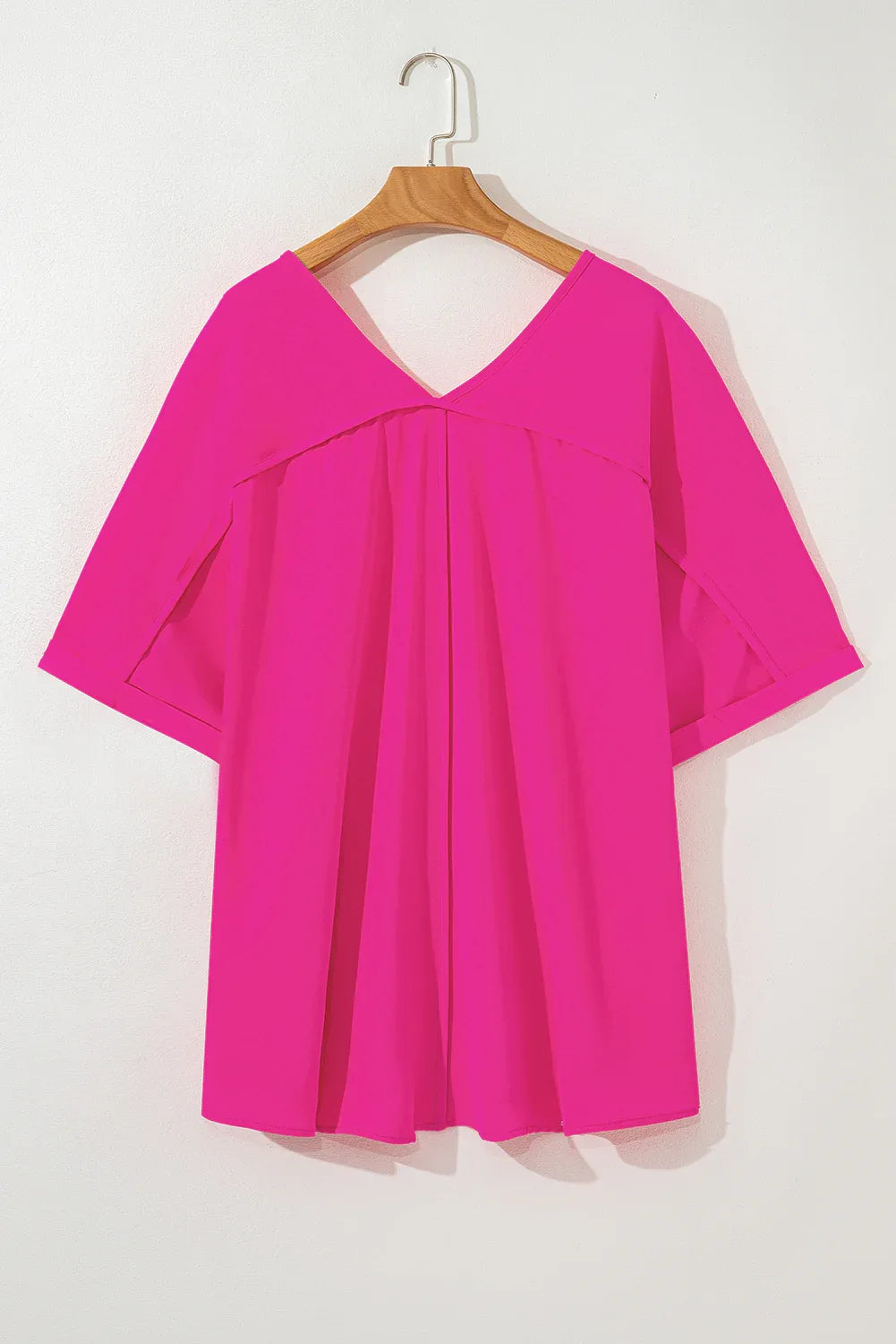 Green Seamed Back High Low Hem V Neck Cuffed Sleeve Plus Size Tee - Windgat