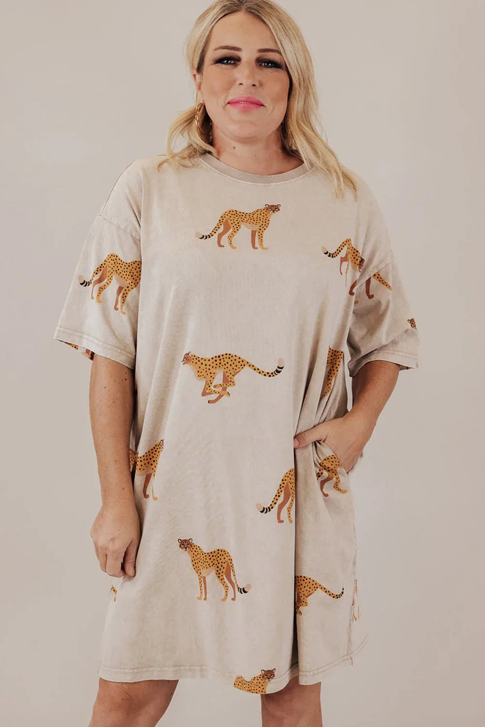 Apricot Plus Size Cheetah Print Side Pockets T Shirt Mini Dress - Windgat
