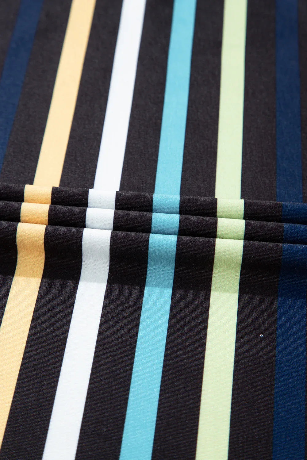 Black Stripe Multicolor Contrast Edge Crew Neck T Shirt - Windgat