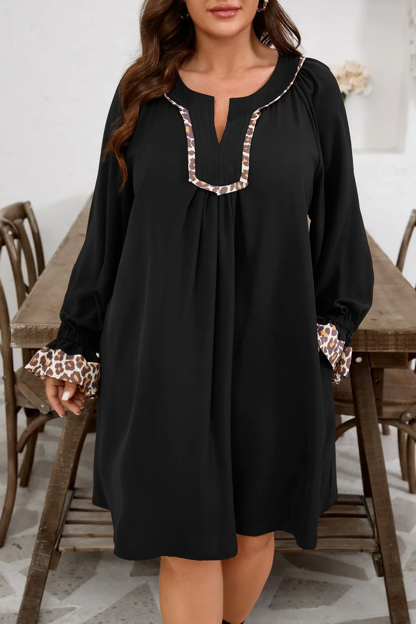 Black Plus Size Notched Neck Leopard Trim Flounce Long Sleeve Shift Dress - Windgat