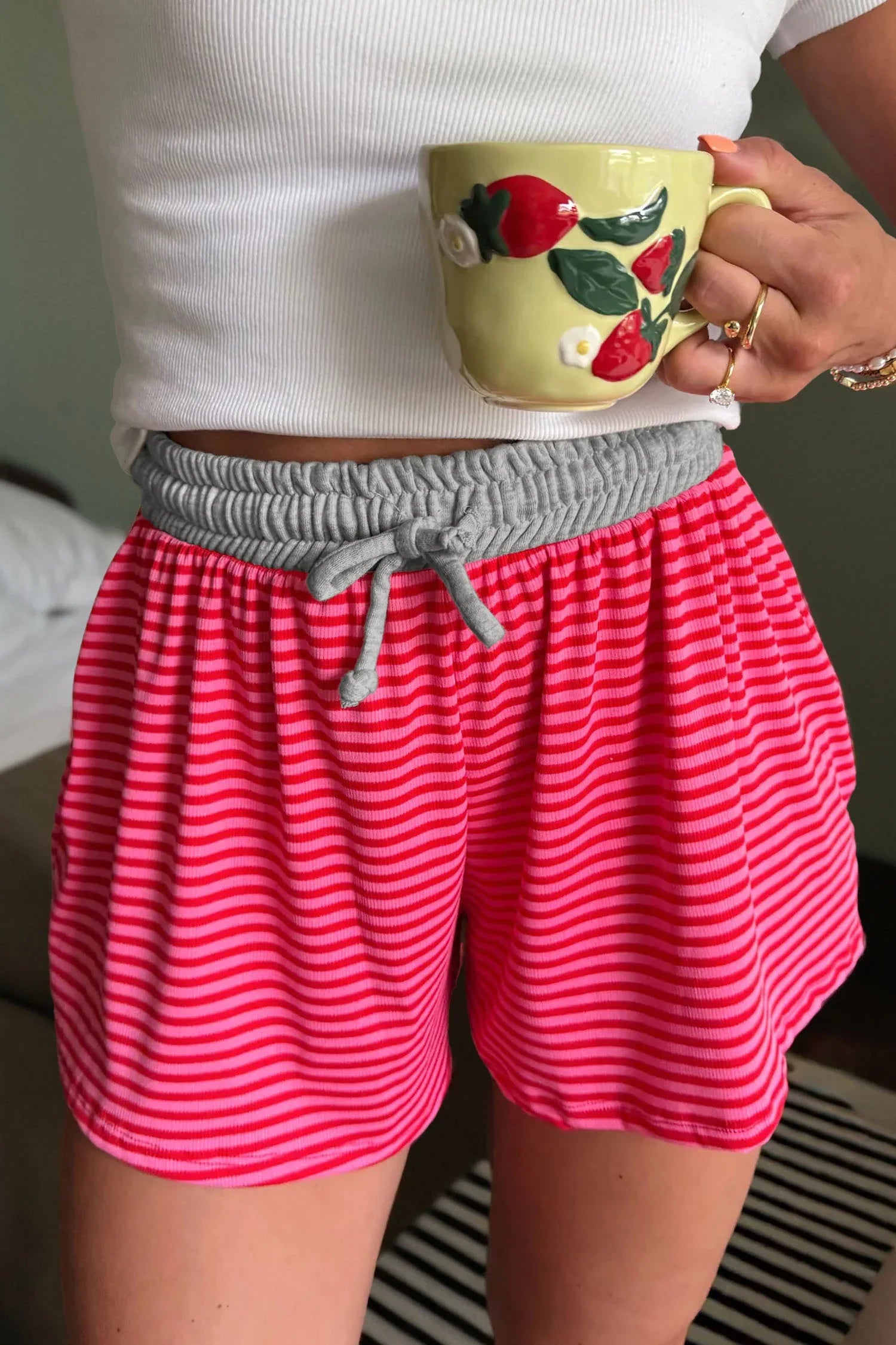 Rose Stripe Contrast Elastic Waist Casual Ribbed Shorts - Windgat