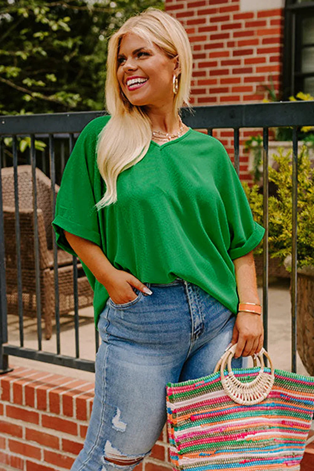 Green Seamed Back High Low Hem V Neck Cuffed Sleeve Plus Size Tee - Windgat