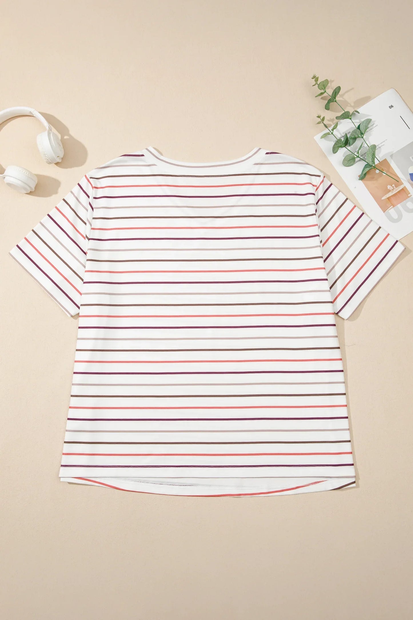 White Stripe V Neck Casual Plus Size Tee - Windgat